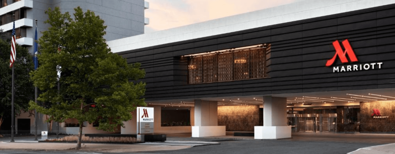 Front view of Crystal Gateway Marriott hotel